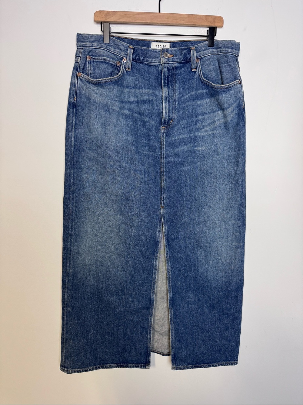 AGOLDE leif denim maxi skirt in swing 30 - Picture 6 of 12